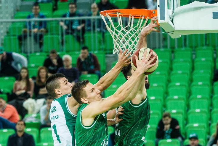 Union Olimpija je v ligi ABA pristala na 11., Krka pa na 14. mestu. | Foto: Sportida
