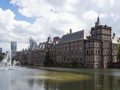 Oblikovanje vladne koalicije na Nizozemskem zaenkrat v slepi ulici