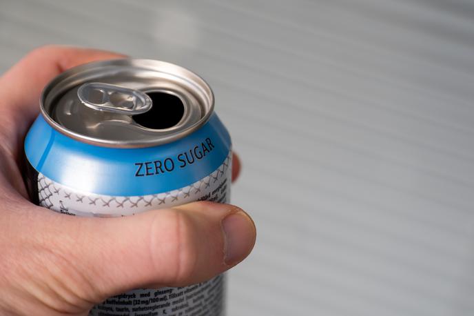 zero sugar pijače | Ugotovili so, da ena pločevinka pijače "zero sugar" na dan poveča tveganje za nastanek sladkorne bolezni tipa 2 za kar 38 odstotkov. | Foto Shutterstock
