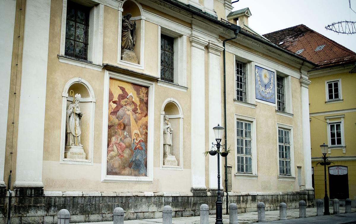 Stolnica sv. Nikolaja, poškodovana freska | Foto Ana Kovač