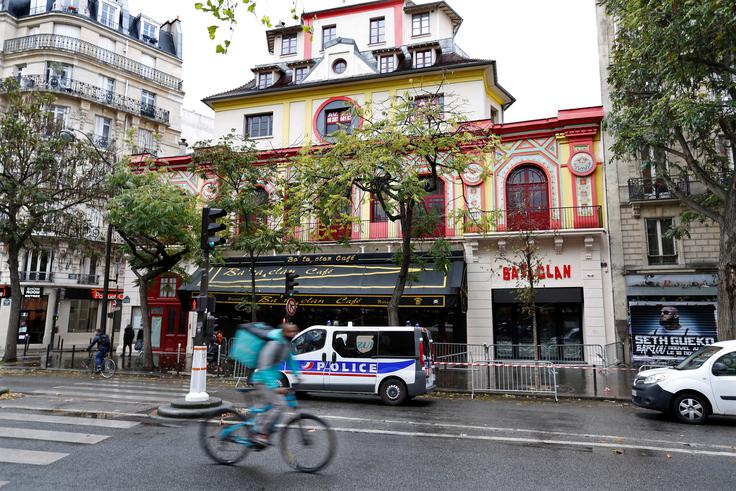 90 ljudi je bilo ubitih med napadom na koncert Eagles of Death Metal v klubu Bataclan. | Foto: Reuters