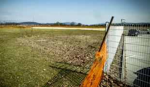 Lahko občina pogojuje skupinsko izgradnjo komunalne infrastrukture za izdajo gradbenega dovoljenja? #pravni nasvet