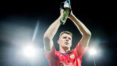 Jasmin Handanović še zadnjič oblekel dres NK Maribor