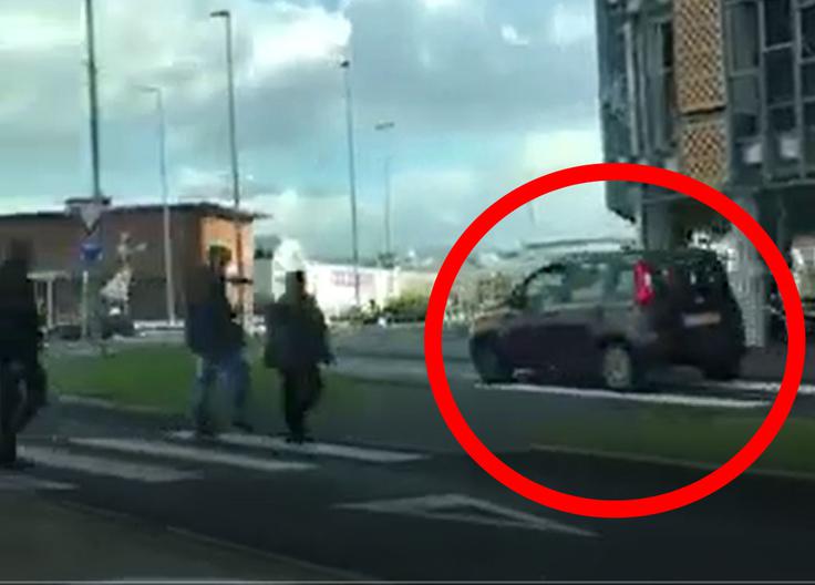So pa kolesarji lahko tudi žrtve drugih udeležencev v cestnem prometu, največkrat prehitrih voznikov in tistih, ki vozijo pod vplivom alkohola. Njihovo vožnjo pogosto ovirajo nepravilno parkirana vozila. | Foto: 