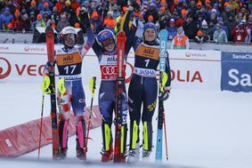 Shiffrinova zmagala, Neja Dvornik do rezultata kariere #video