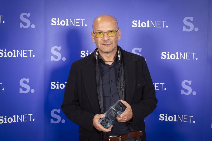 "Nagrada nam pomeni veliko veselje in potrditev naših kupcev v Sloveniji in strokovne žirije Siola, ki daje našim produktom težo in pomeni, da delamo dobro," je ob prejemu nagrade za Siol.net dejal direktor Garmin Slovenija Jure Mohorič. | Foto: Bojan Puhek