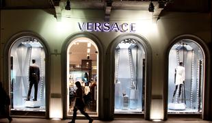 Uslužbenci v Versaceju naj bi imeli skrivno kodo za temnopolte stranke