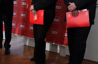 Bo SD dal podpise pod ustavno presojo zakona o vladi?