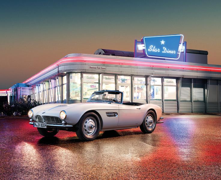 BMW 507 je pred pol stoletja stal deset tisoč dolarjev, kar z današnjega vidika pomeni ceno pol milijona dolarjev. | Foto: 