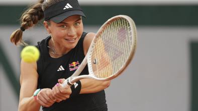 Družinska in teniška zgodba najstnice Ive Jović