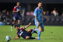 Messi navdušuje tudi, ko ne zabije gola #video