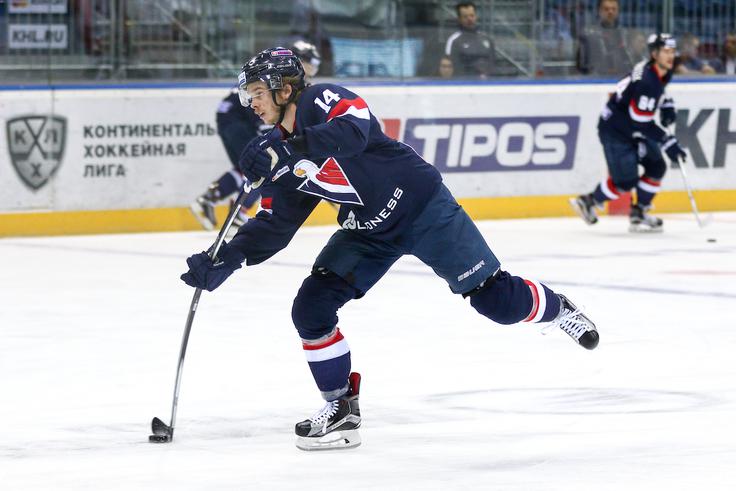 Zadnjih pet sezon je preživel v Kontinentalni hokejski ligi, v tej pa je pet tekem odigral v češki Extraligi. V tej je nosil dres Berani Zlina, ali ga bo še naprej, uradno še ni jasno.  | Foto: Sportida