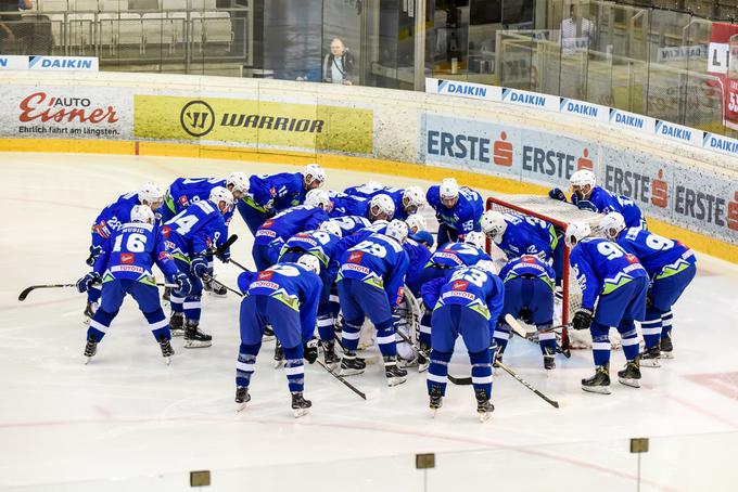 Slovenska hokejska reprezentanca ostaja na 15. mestu IIHF-lestvice. | Foto: Sara Ros/HZS