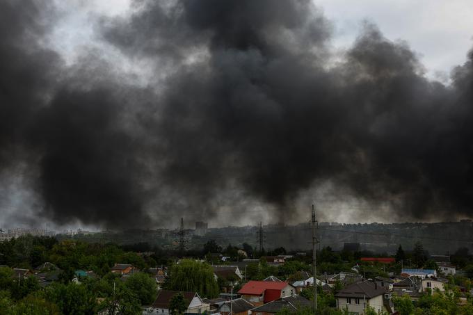Razmere v Harkovu so pod nadzorom, vendar niso stabilne, je v petkovem intervjuju za francosko tiskovno agencijo AFP dejal Zelenski. | Foto: Reuters