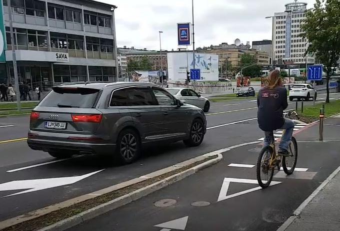 Skoraj tretjino žrtev je med kolesarji in pešci, 24 odstotkov smrtnih žrtev na cestah pa je motoristov. | Foto: 