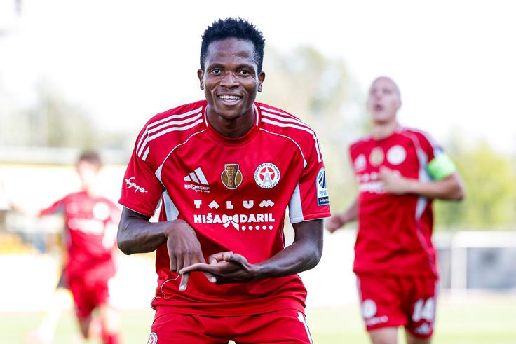 Bede Osuji je s svojim četrtim zadetkom sam skočil na vrh lestvice najboljših strelcev v PLT. | Foto: Aleš Fevžer