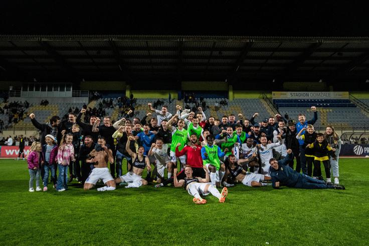 Domžalčani so si zagotovili Evropo "pet minut pred dvanajsto" z obilno pomočjo Mure. | Foto: Nik Moder/Sportida