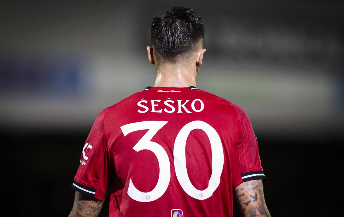 Benjamin Šeško 30 Dres | Benjamin Šeško nosi pri Manchester Unitedu dres s številko 30. | Foto Guliverimage