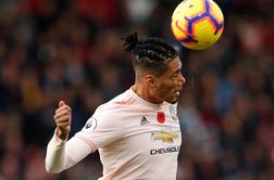 Smalling podaljšal z Rdečimi vragi