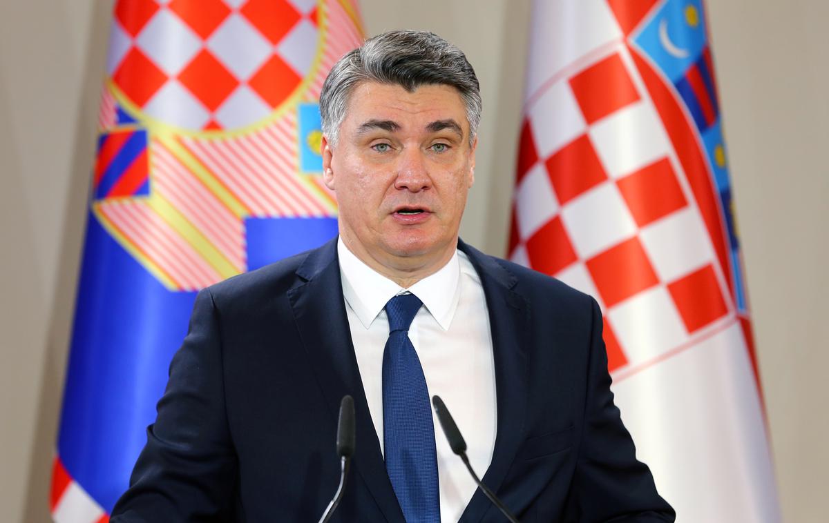 Zoran Milanović | Hrvaški predsednik je v torek po poročanju časnika Jutarnji list govoril o možnosti umika 80 hrvaških vojakov, ki delujejo v Natovi misiji Okrepljena prednja prisotnost na Poljskem. | Foto Reuters