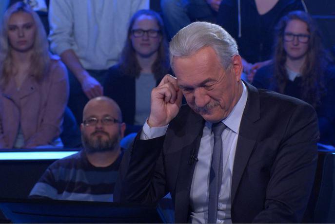 Bobovnik razkril, kdo doma nosi hlače, in močno nasmejal občinstvo #video