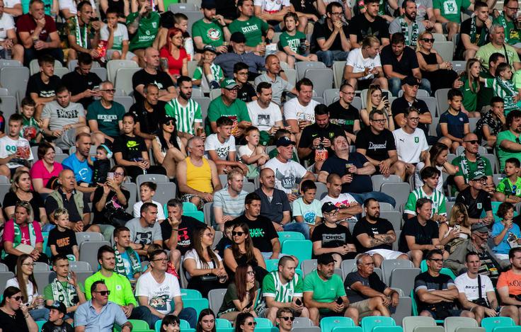 Tribune štadiona v Stožicah so bile to poletje najbolj polne na prijateljski tekmi s Hajdukom (1:0). Proti Ludogorcu se bo zbralo še več gledalcev. | Foto: Nik Moder/Sportida