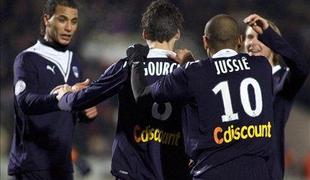 Auxerre brez Birse srečno do točke