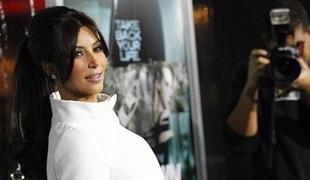Kim Kardashian pripravlja poročni parfum