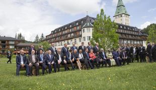 Voditelji G7 bi do konca stoletja radi izkoreninili fosilna goriva