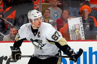 Crosby podpisal pogodbo z devetmestno številko