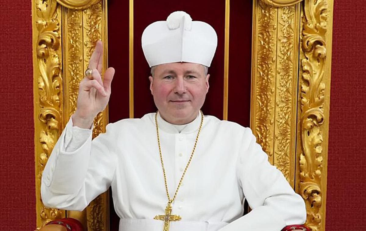 Papež Peter III. | Markus Josef Odermatt nosi papeško ime papež Peter III.  | Foto X/@El_Subgenio