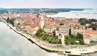 Hrvaška lani s 13 milijardami evrov prihodkov od tujih gostov