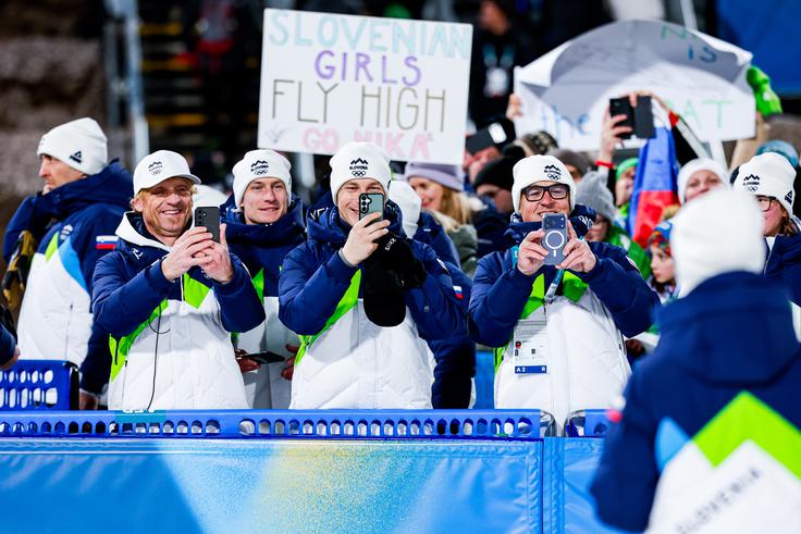 Gorazd Pogorelčnik, Jurij Tepeš in Matjaž Vogrin v vlogi fotoreporterjev | Foto: Aleš Fevžer