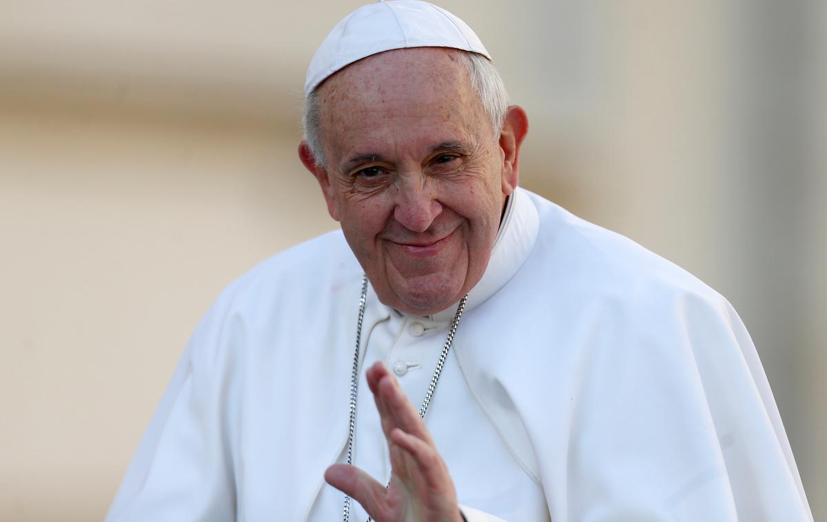 Papež Frančišek | Novi izbranci so večinoma ideološko povezani s papežem Frančiškom, ki se v svojem pontifikatu odločno zavzema za revne in prebežnike. | Foto Reuters