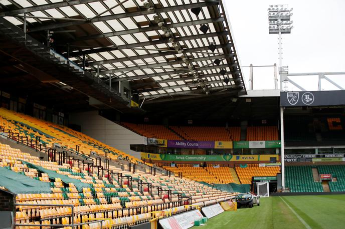 Norwich City | V angleški elitni ligi so med testi za covid-19 med 1200 igralci in člani osebja v klubih, odkrili dva pozitivna primera. Eden prihaja iz nogometnega kluba Norwich City, drug ni znan.  | Foto Reuters