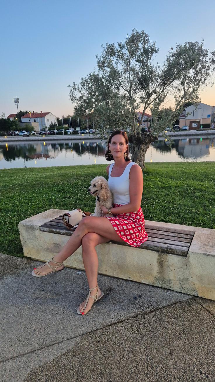 "Ločitev me je naučila, da ovire niso konec poti, ampak le nov izziv," pravi Gabrijela, ki je po težkem obdobju znova našla občutek stabilnosti. | Foto: Osebni arhiv