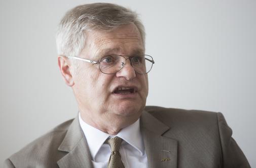 Kako bi Boris Štefanec preprečil preplačila medicinskih pripomočkov?