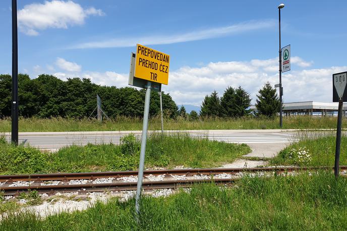 prehod proga železnica Zaloška cesta | Fotografija je simbolična. | Foto Metka Prezelj