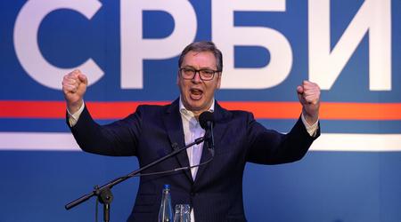 Rusi in Vučić omenjajo "barvno revolucijo"