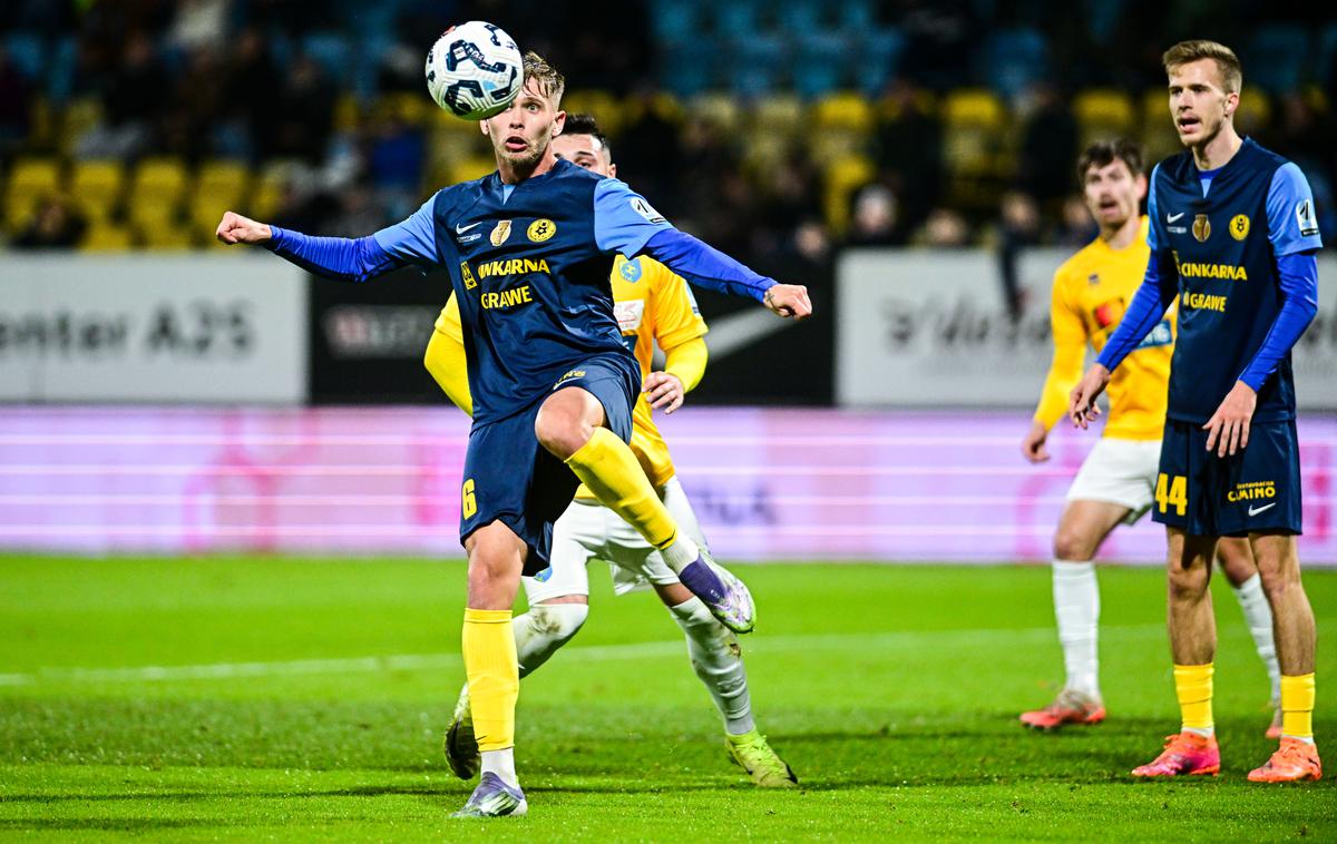 1. SNL: Celje - Bravo | Celjani so v nedeljskem derbiju silovito napadali, a jim obrambe Brava tokrat ni uspelo streti. | Foto Aleš Fevžer