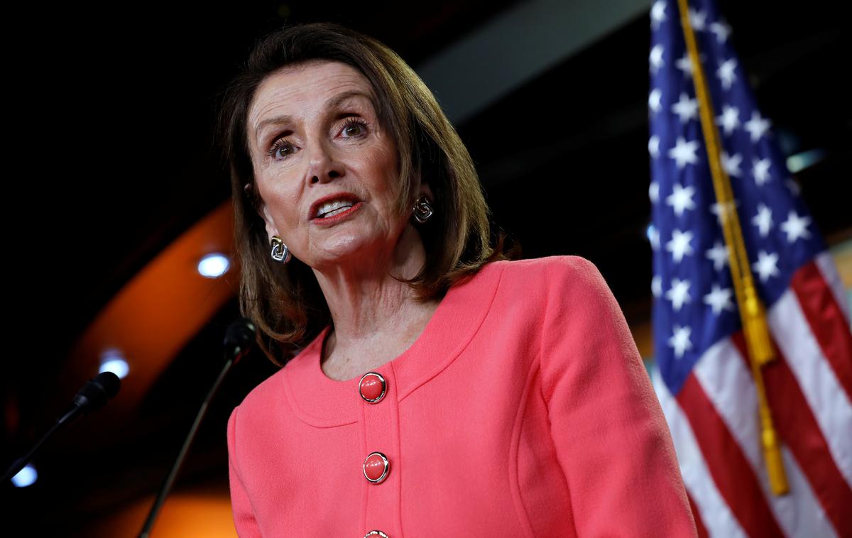 Nancy Pelosi | Predsednica predstavniškega doma ameriškega kongresa iz vrst demokratov Nancy Pelosi si je privoščila hud spodrsljaj. | Foto Reuters