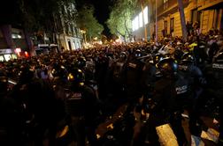 Na ulicah katalonskih mest znova na tisoče protestnikov #foto #video