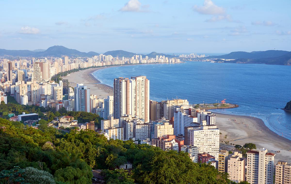 Santos, Brazilija, mesto | Brazilec Costa Neri (ki se je izdajal za Hrvata Malića) v teku policijske preiskave ni hotel izdati gesla za odklepanje svojega pametnega telefona. | Foto Shutterstock