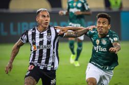 Obeta se brazilska veselica v Montevideu, napredoval tudi Flamengo