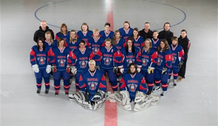 Hokejistke na Islandijo po vrnitev v skupino B