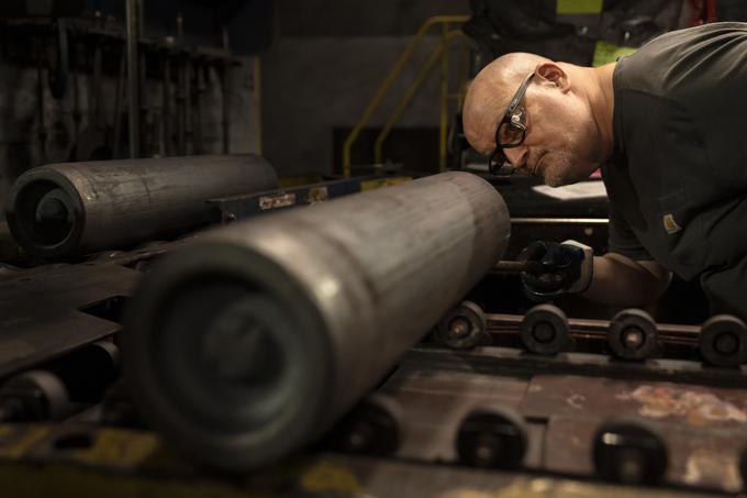 Tovarna topniških granat v Scrantonu v Pensilvaniji, ki izdeluje 155-milimetrske granate. | Foto: Guliverimage