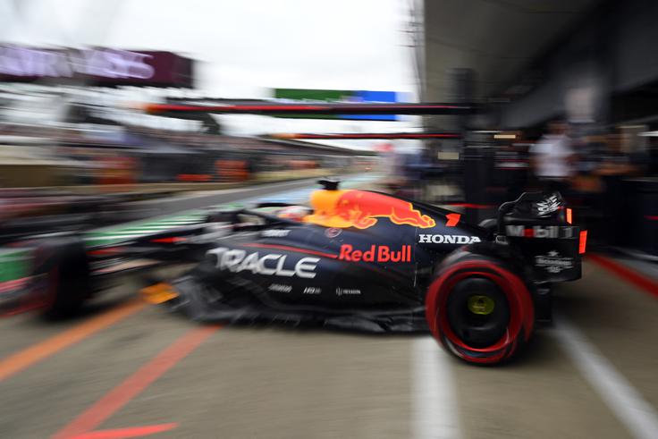 Max Verstappen je odpeljal najboljši kvalifikacijski krog. | Foto: Reuters