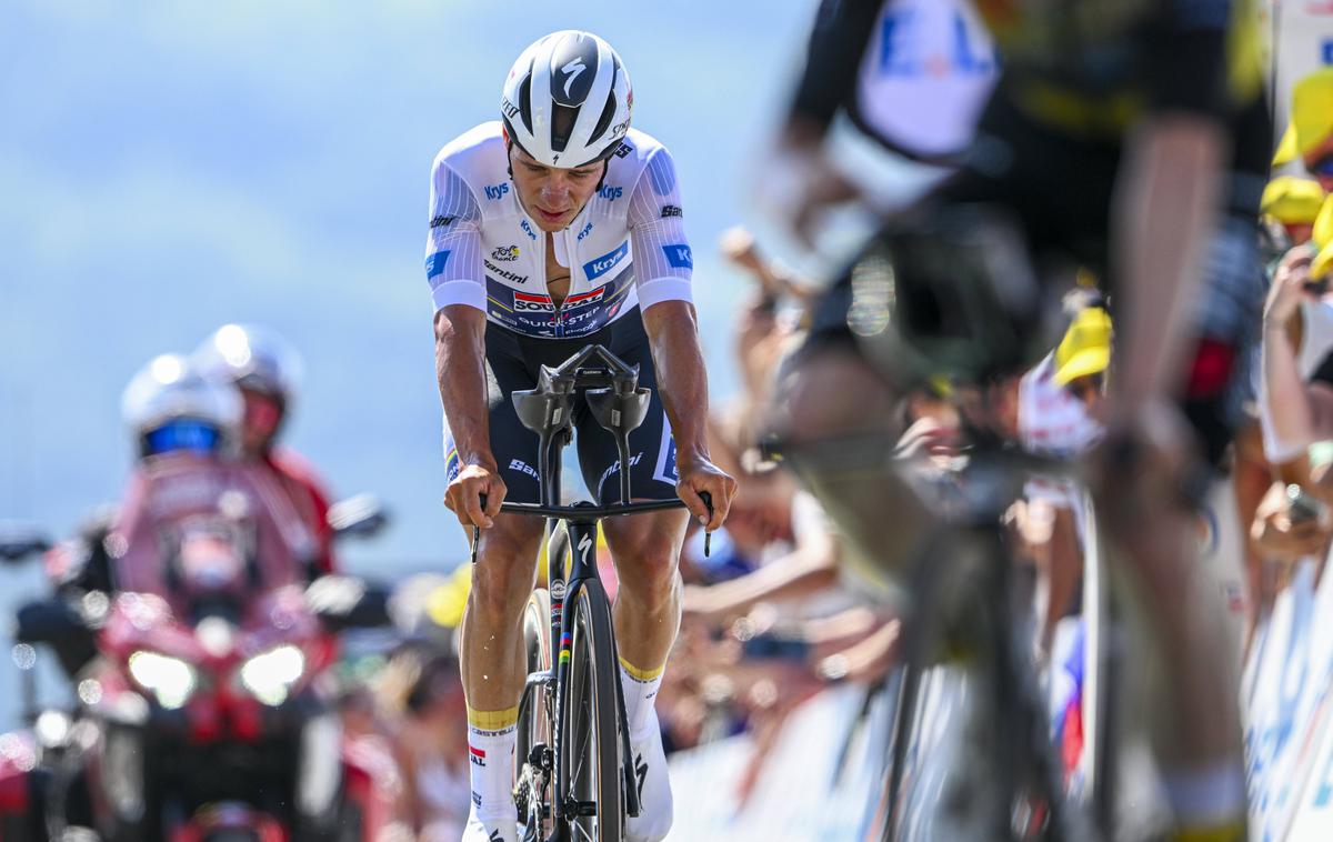 Remco Evenepoel | Remco Evenepoel je v daljši objavi na Instagramu razkril, da je na Touru vozil z zlomljenim rebrom.  | Foto Guliverimage