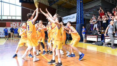 Ob Dončiću so blesteli tudi mladi košarkarji Helios Suns