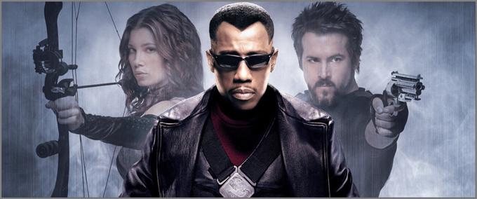 Wesley Snipes se v vlogi legendarnega lovca na vampirje spopade z najhujšo nevarnostjo do zdaj, novodobnim potomcem zloglasne Drakule, pri čemer združi moči s skupino lovcev na vampirje pod vodstvom Abigail (Jessica Biel) in Hannibala Kinga (Ryan Reynolds). • V videoteki DKino. | Foto: 